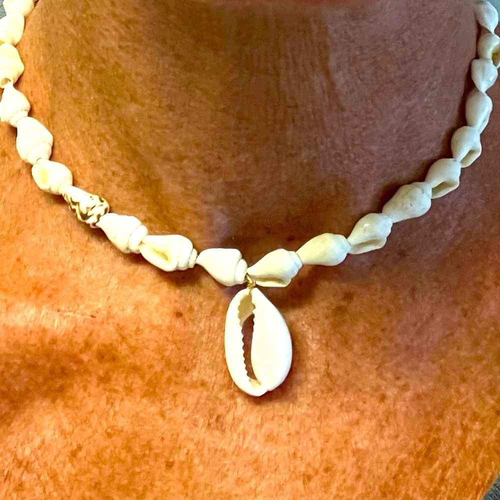 New Super Cute Boho Petite Shell Necklace